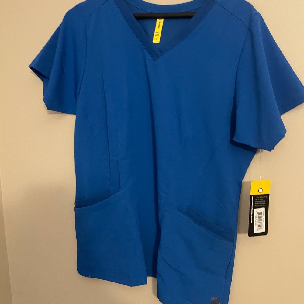 Wonderwink flex back v-neck top